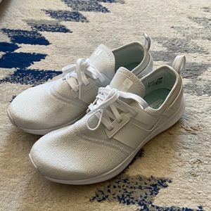 New Balance Womens 8